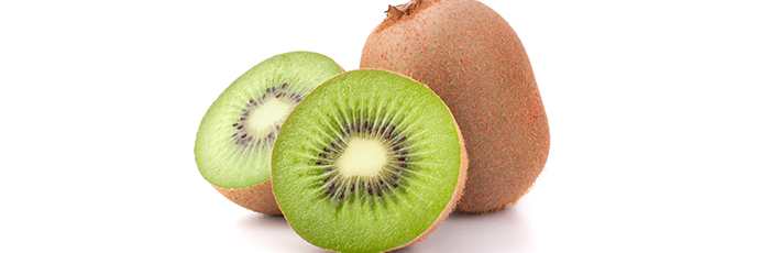 Kiwifruit sliced in half